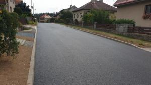 Jabloňová ulice v novém kabátě